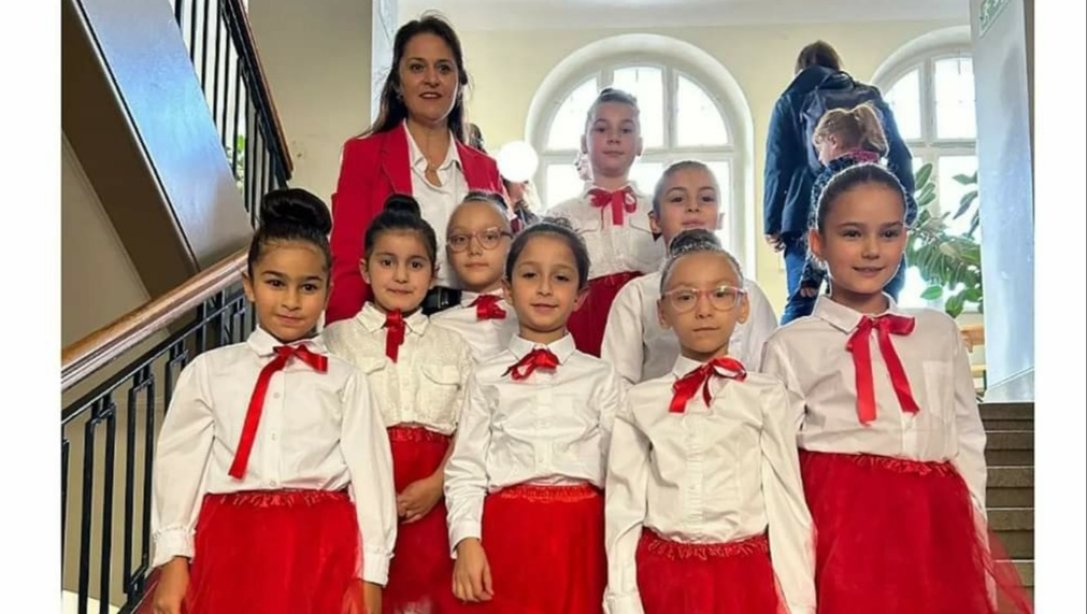 Mörikeschule Sonbahar Festivali'ne koordinatörümüz Hülya Cer öğrencileri ile katıldı.