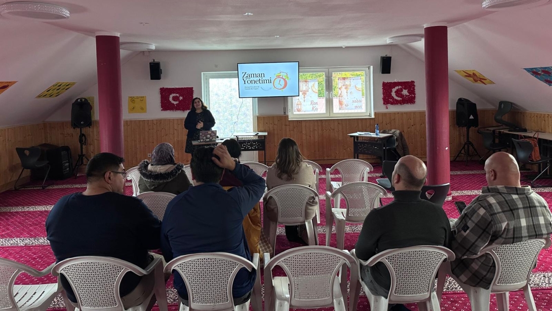 ''Zaman Yönetimi'' Konulu Veli Semineri