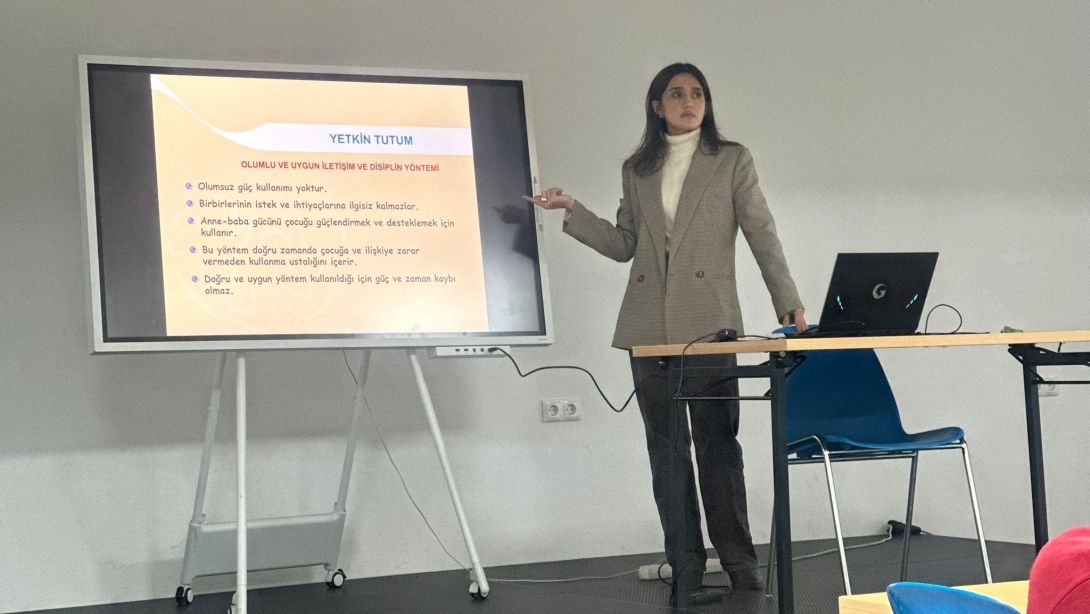 ''Ebeveyn Tutumları'' Konulu Veli Semineri